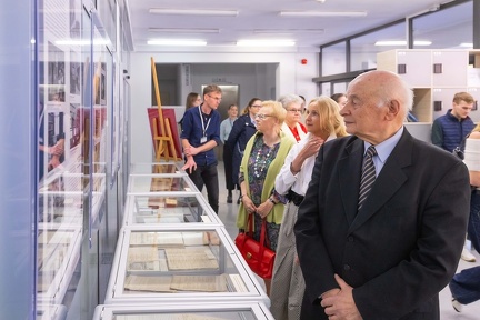 P.Sudara -  Wystawa 80 lat Biblioteki GUMed - 024 1