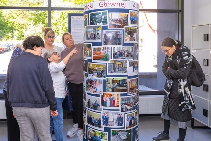 P.Sudara -  Wystawa 80 lat Biblioteki GUMed - 027 1